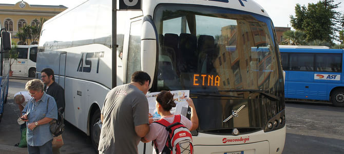 西西里旅游推荐 - 公交车